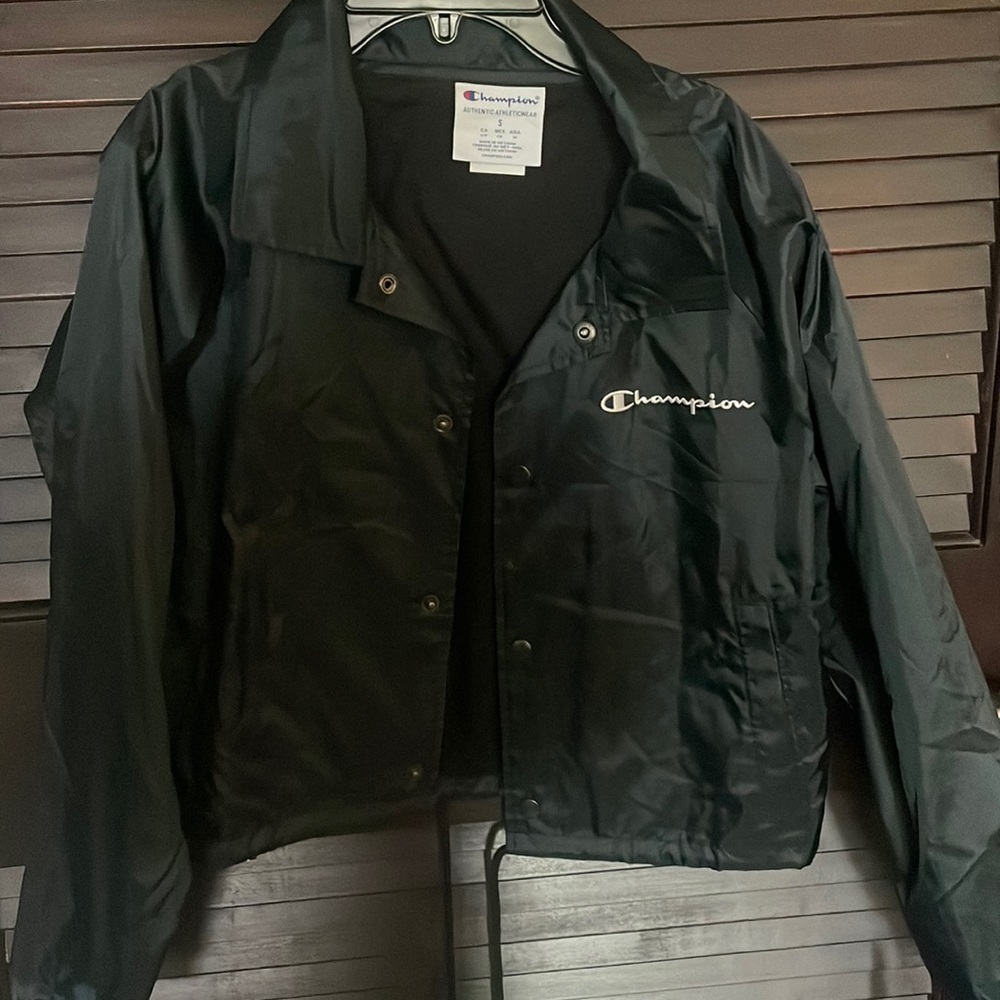 Black champion cropped windbreaker
